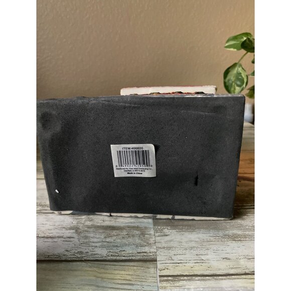 Victoria Falls Porcelain Lighted Gas Station House Christmas Collector Series 6 - Picture 10 of 14